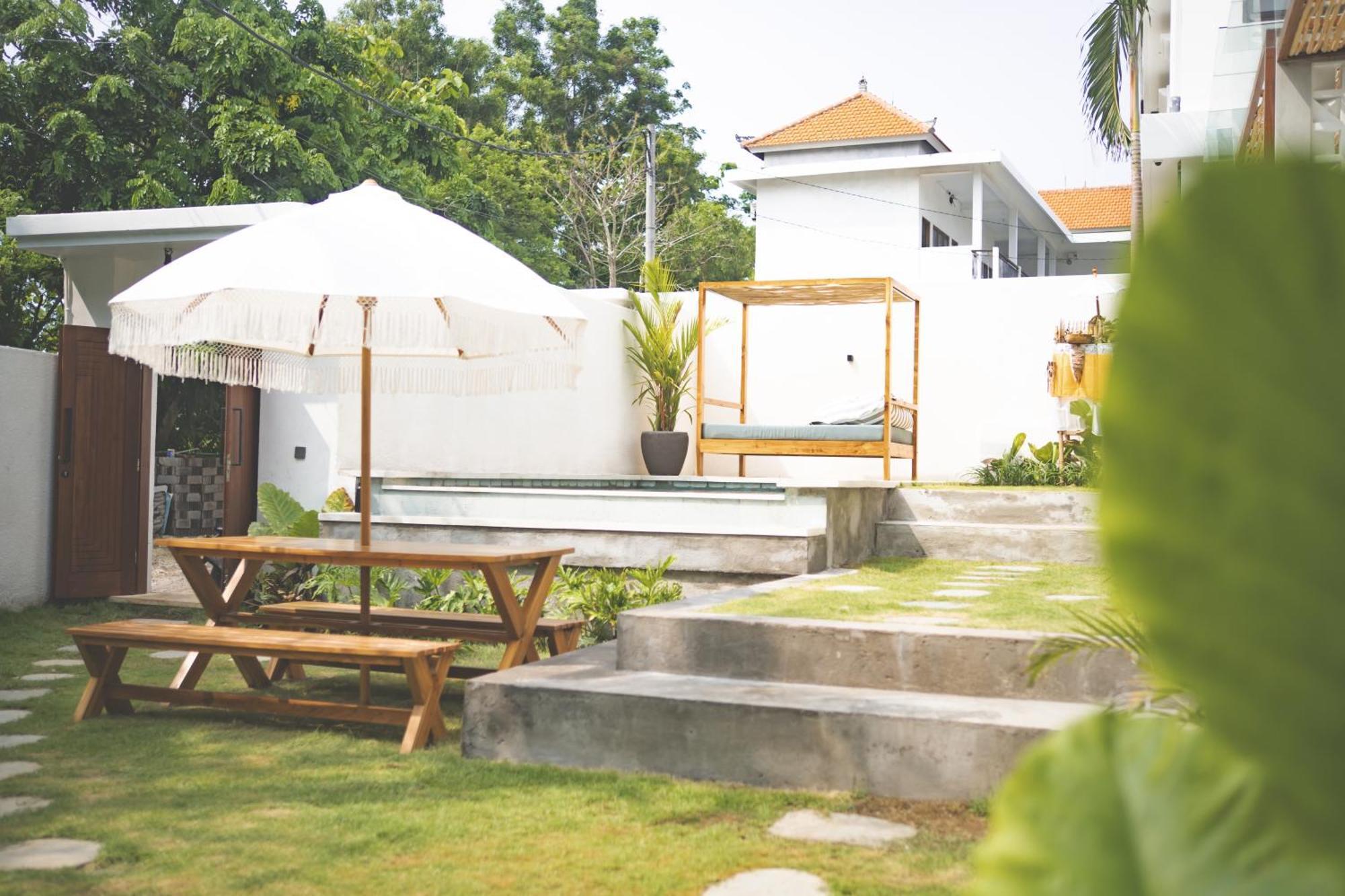 Cari Surf Camp & Studio'S Uluwatu Rom bilde