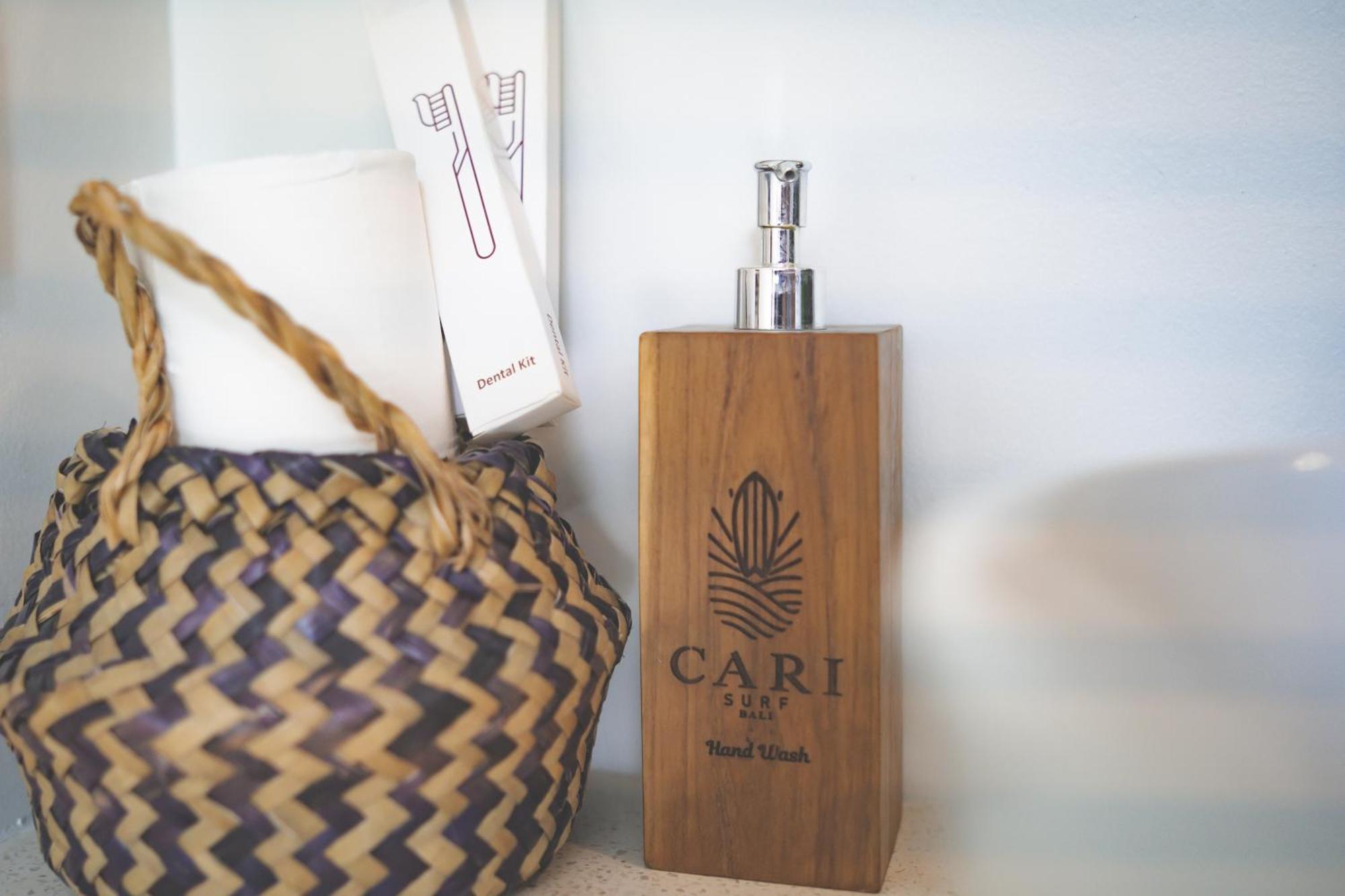 Cari Surf Camp & Studio'S Uluwatu Rom bilde